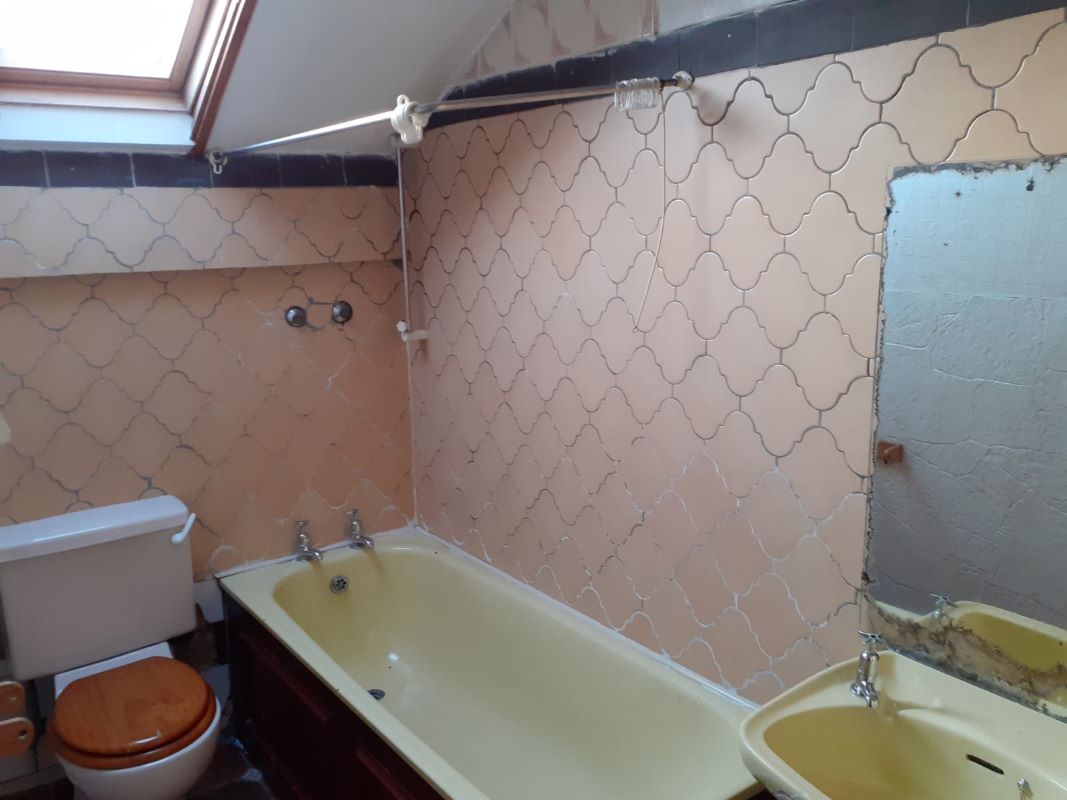 Bradford, West Yorkshire, BD8 9NX - Online Auctions