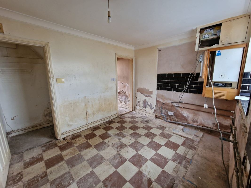 Doncaster, South Yorkshire, DN5 9SQ - Online Auctions