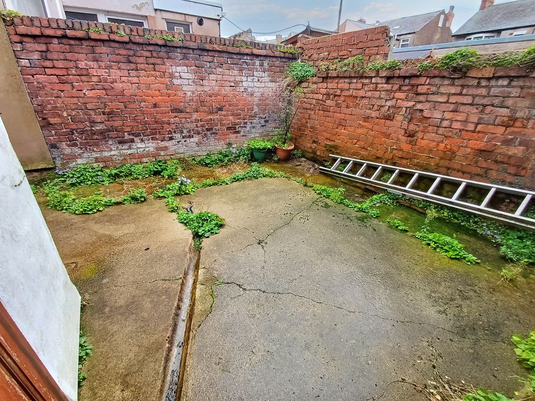 Grasmere Road, Blackpool, Lancashire, FY1 5LU - Online Auctions