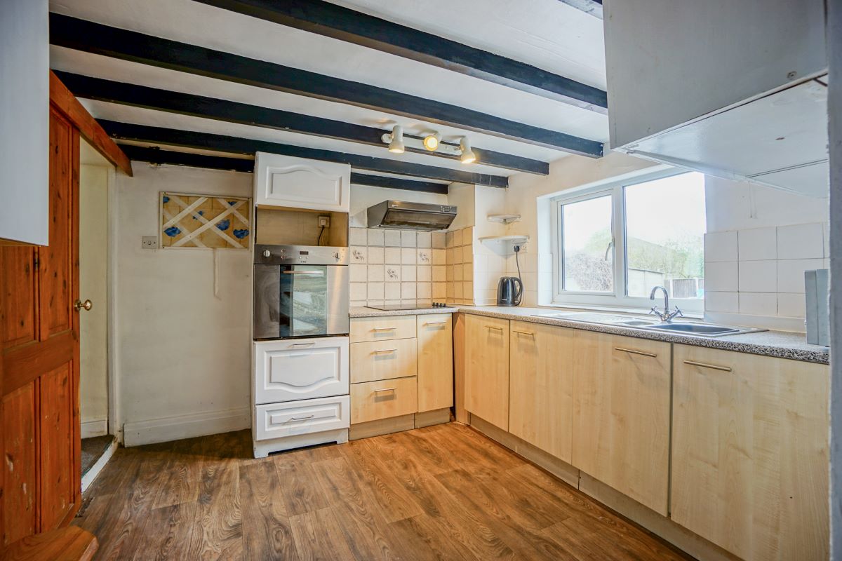 Boatmans Cottage, Main Street, Dunham-on-Trent, Newark, Nottinghamshire, NG22 0TY - Online Auctions