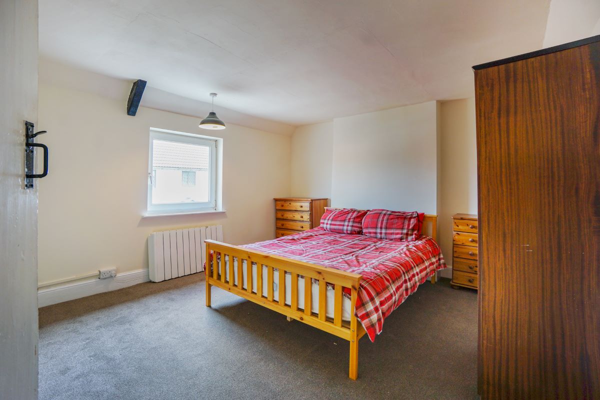 Boatmans Cottage, Main Street, Dunham-on-Trent, Newark, Nottinghamshire, NG22 0TY - Online Auctions