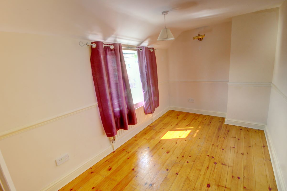High Street, Elkesley, Retford, Nottinghamshire, DN22 8AJ - Online Auctions