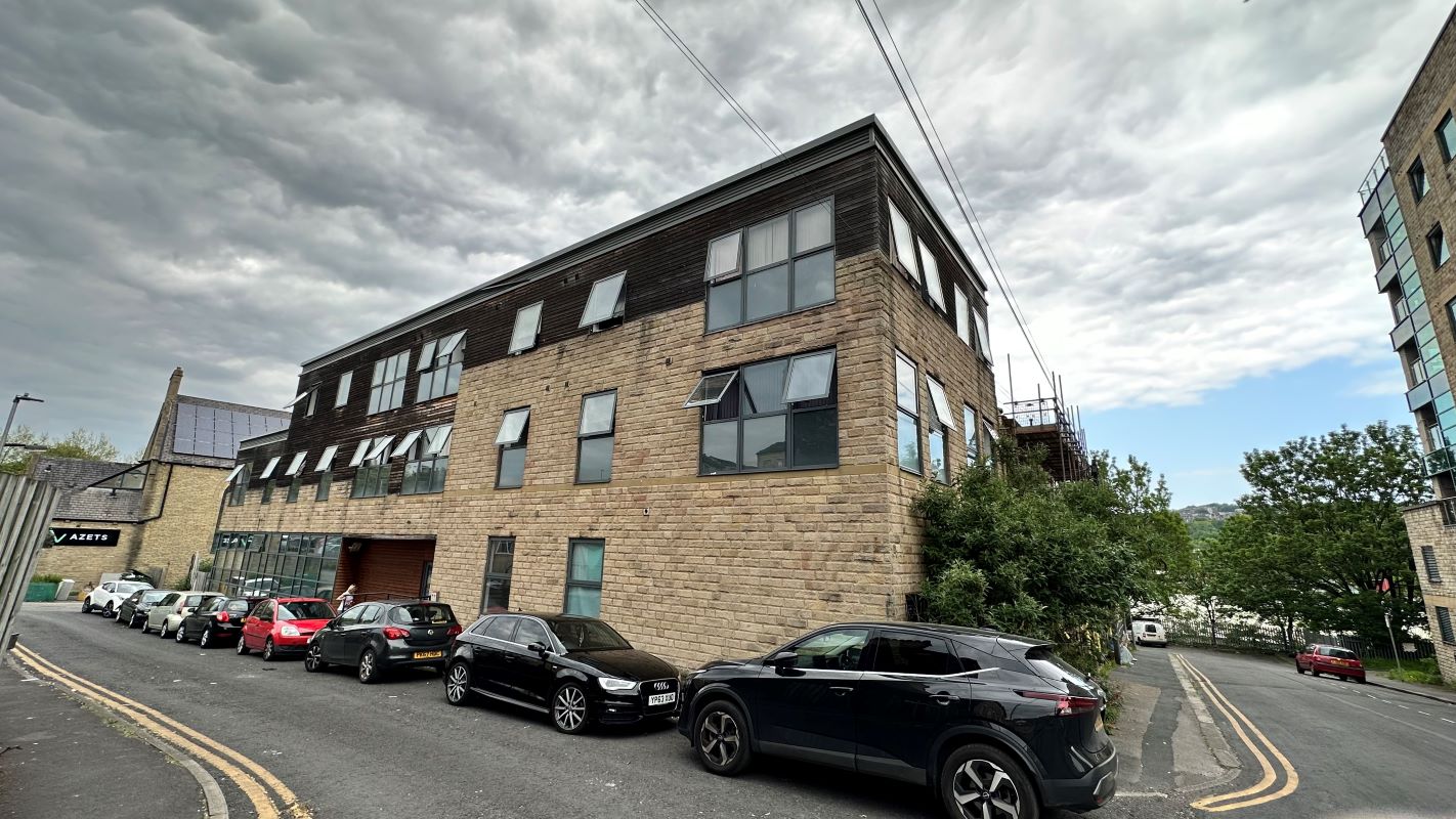 2 Hallgate, Bradford, West Yorkshire, BD1 4NN - Online Auctions