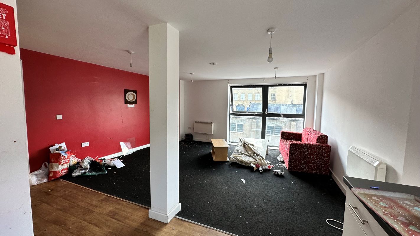 2 Hallgate, Bradford, West Yorkshire, BD1 4NN - Online Auctions