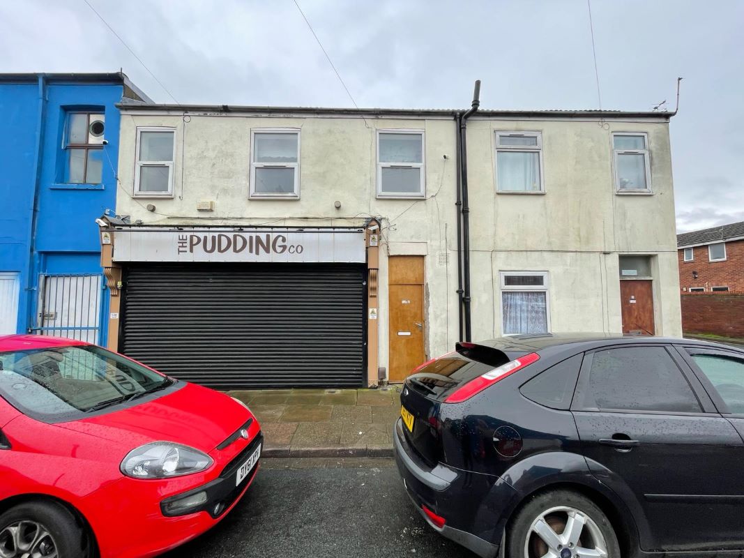 Grimsby, South Humberside, DN32 7BP - Online Auctions