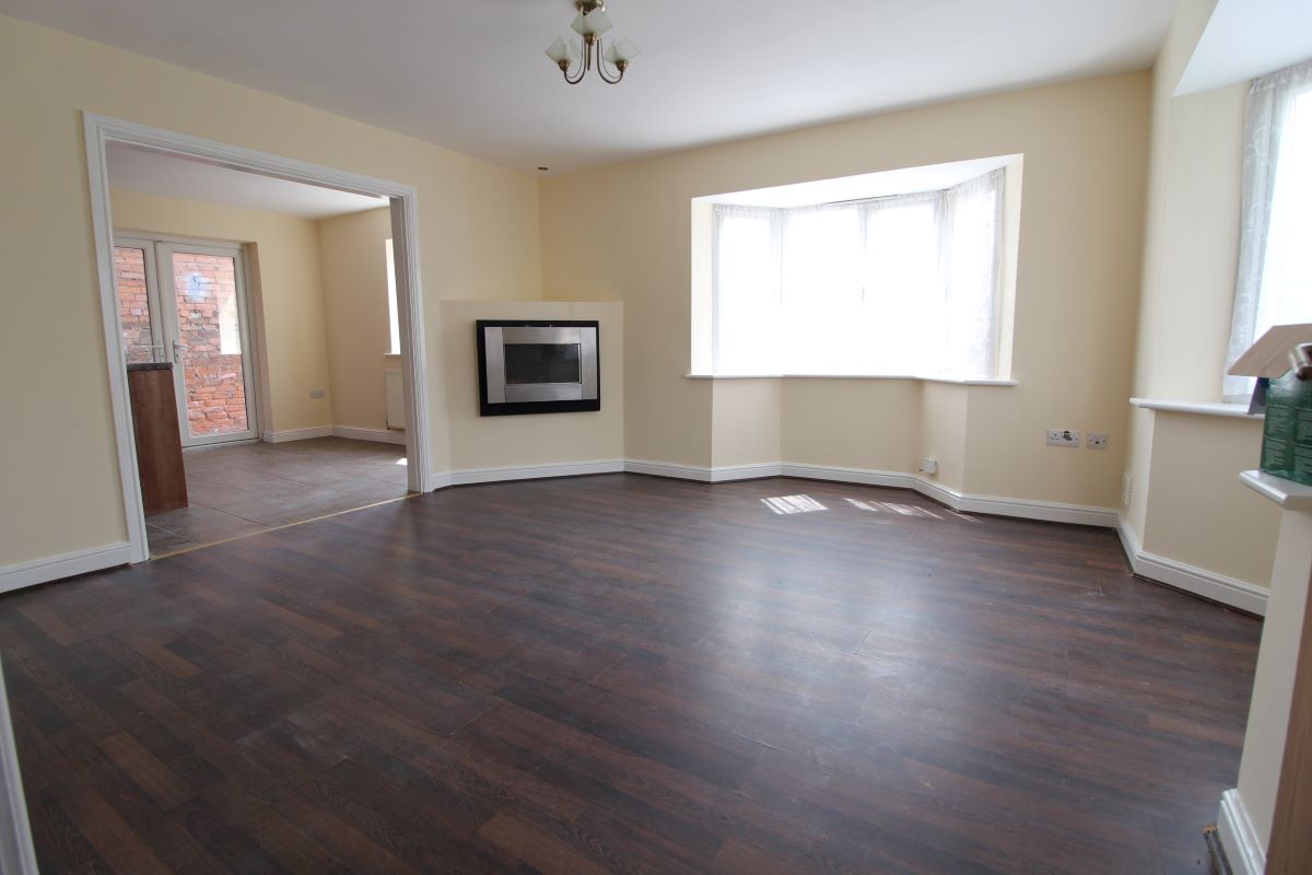 Gainsborough, Lincolnshire, DN21 2HN - Online Auctions