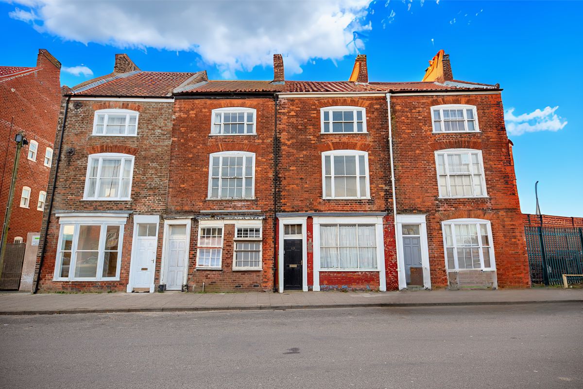 Boston, Lincolnshire, PE21 8TJ - Online Auctions