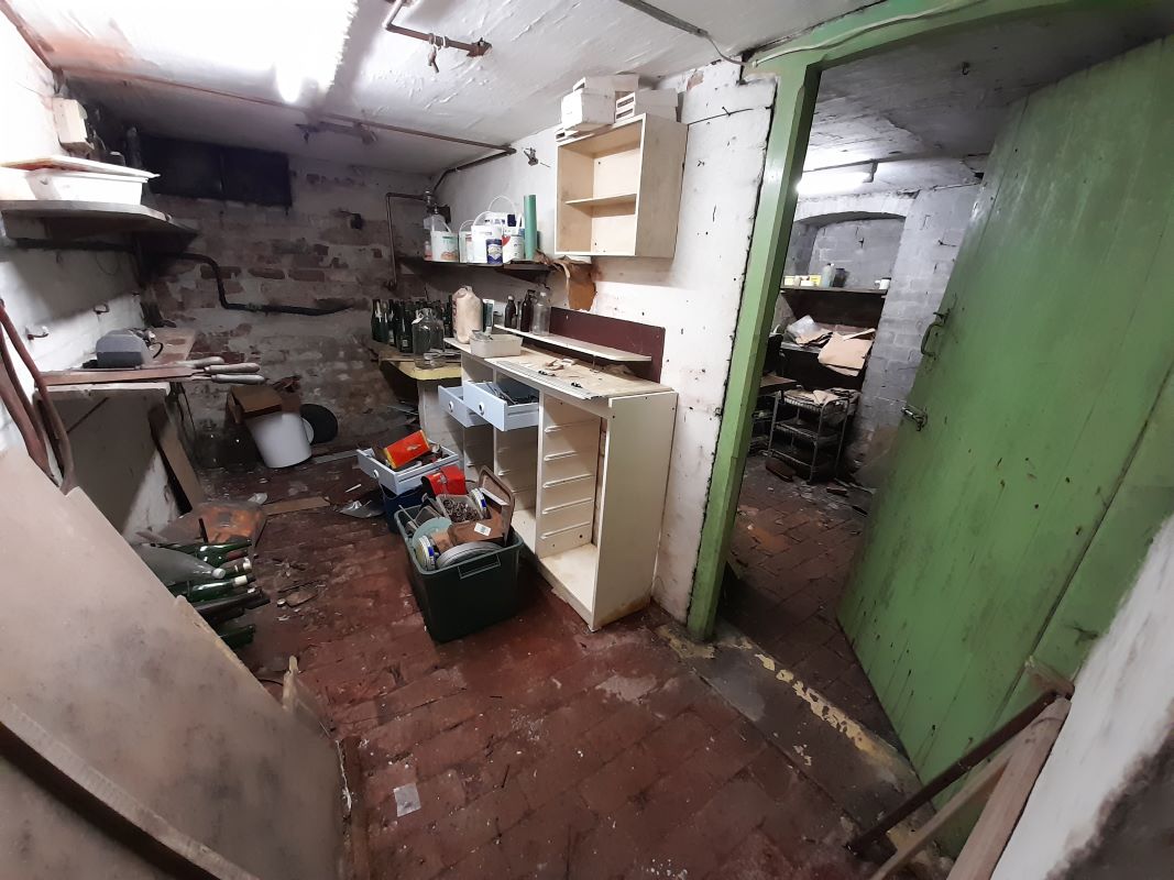Doncaster, South Yorkshire, DN1 3QW - Online Auctions