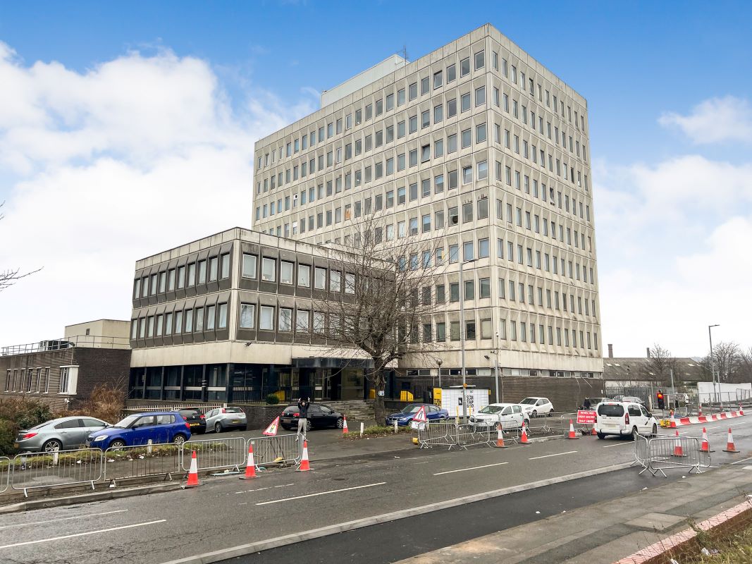Colonnade House, Bradford, West Yorkshire, BD1 2HQ - Online Auctions