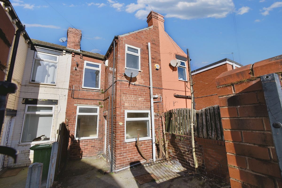 South Elmsall, Pontefract, West Yorkshire, WF9 2EG - Online Auctions