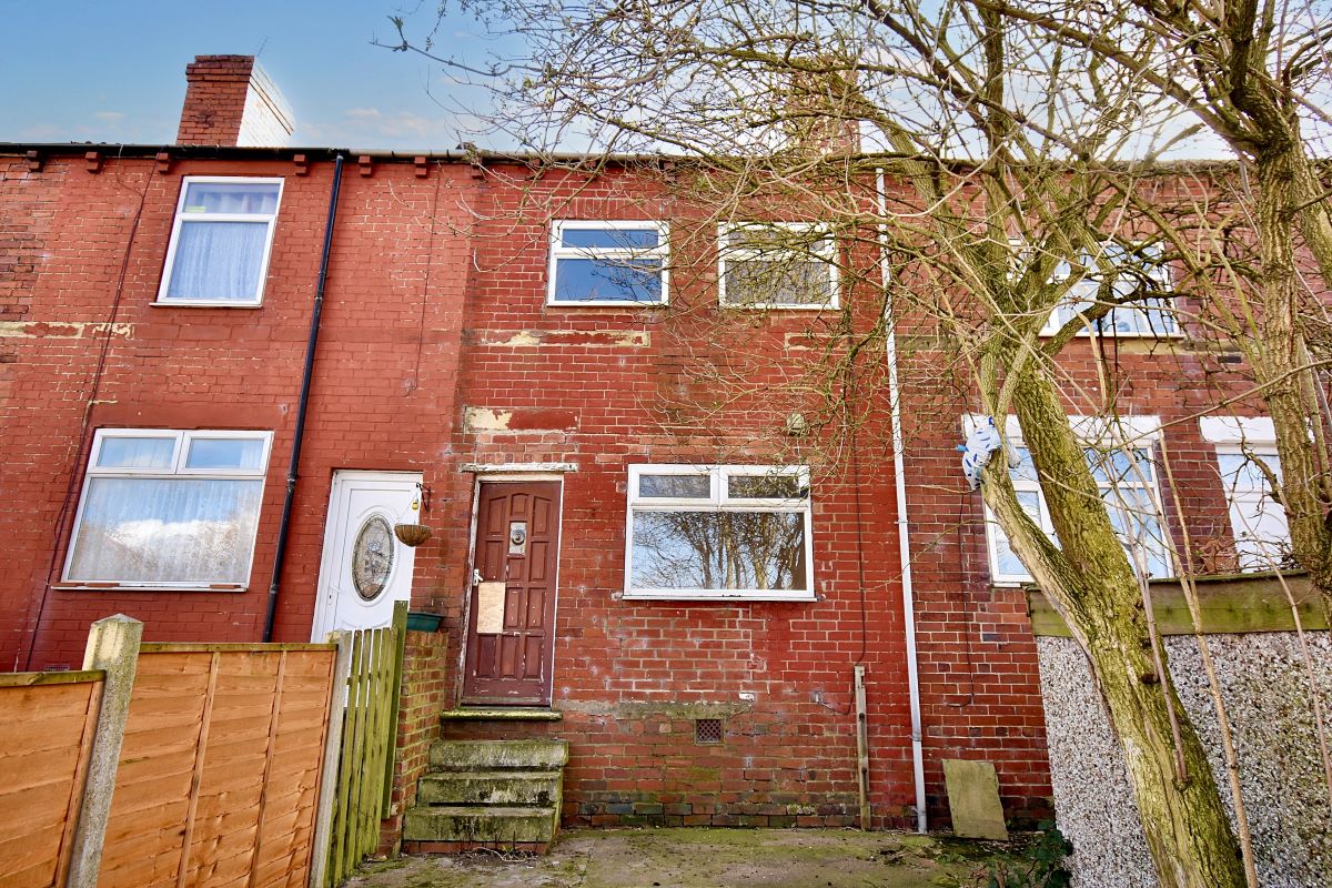 South Elmsall, Pontefract, West Yorkshire, WF9 2EG - Online Auctions