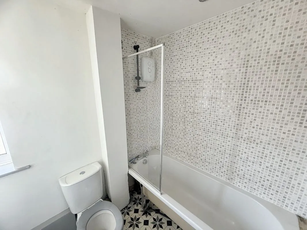 Mansfield Woodhouse, Mansfield, Nottinghamshire, NG19 9QQ - Online Auctions