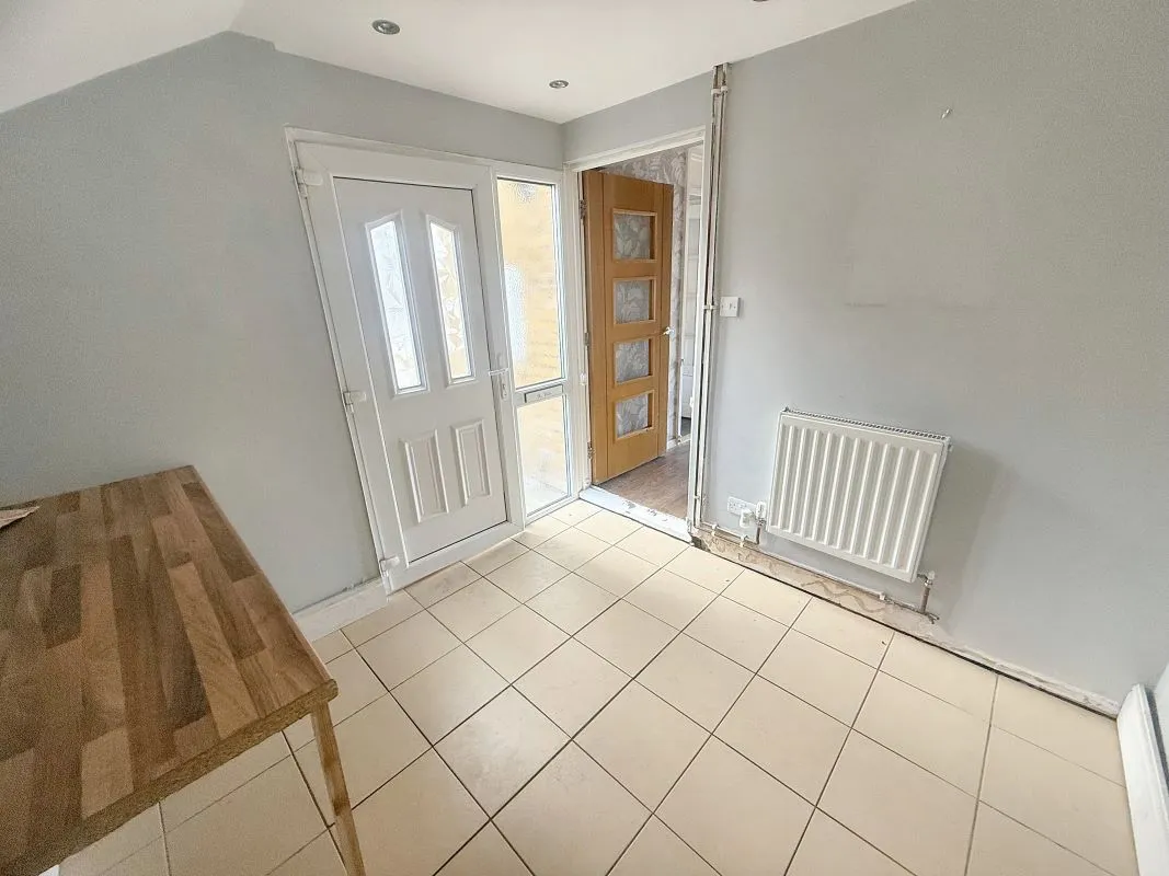 Mansfield Woodhouse, Mansfield, Nottinghamshire, NG19 9QQ - Online Auctions