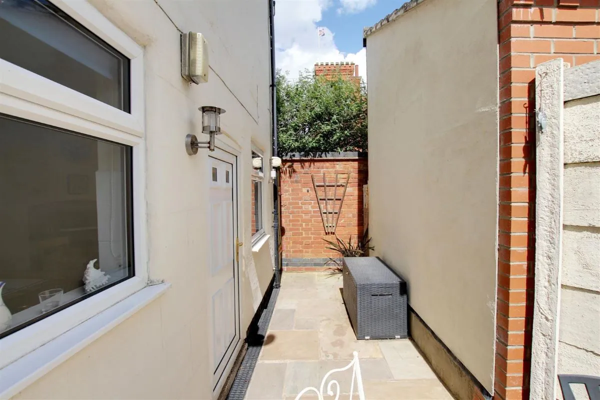 Sutton-On-Sea, Mablethorpe, Lincolnshire, LN12 2LT - Online Auctions