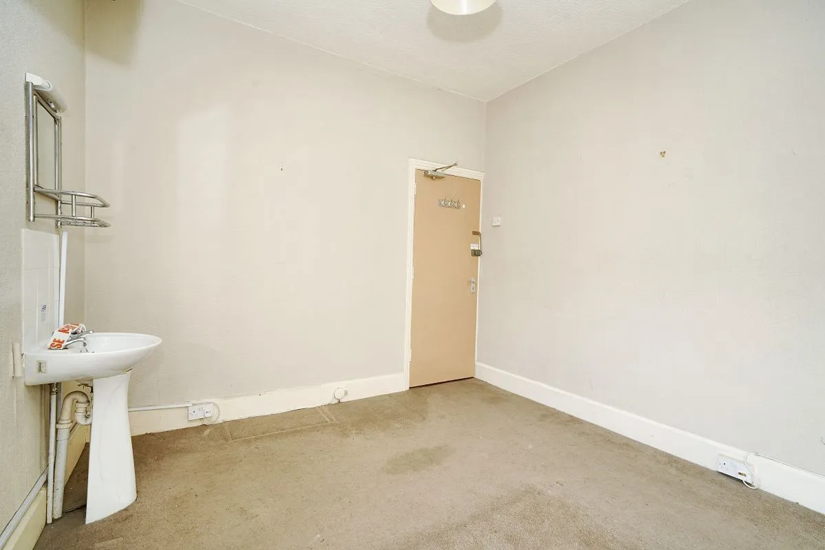 Blackpool, Lancashire, FY1 2BP - Online Auctions