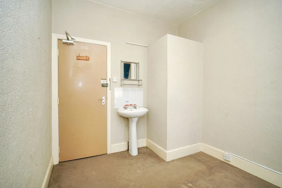 Blackpool, Lancashire, FY1 2BP - Online Auctions