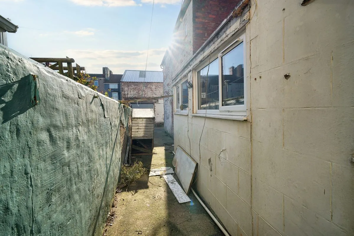Blackpool, Lancashire, FY1 2BP - Online Auctions