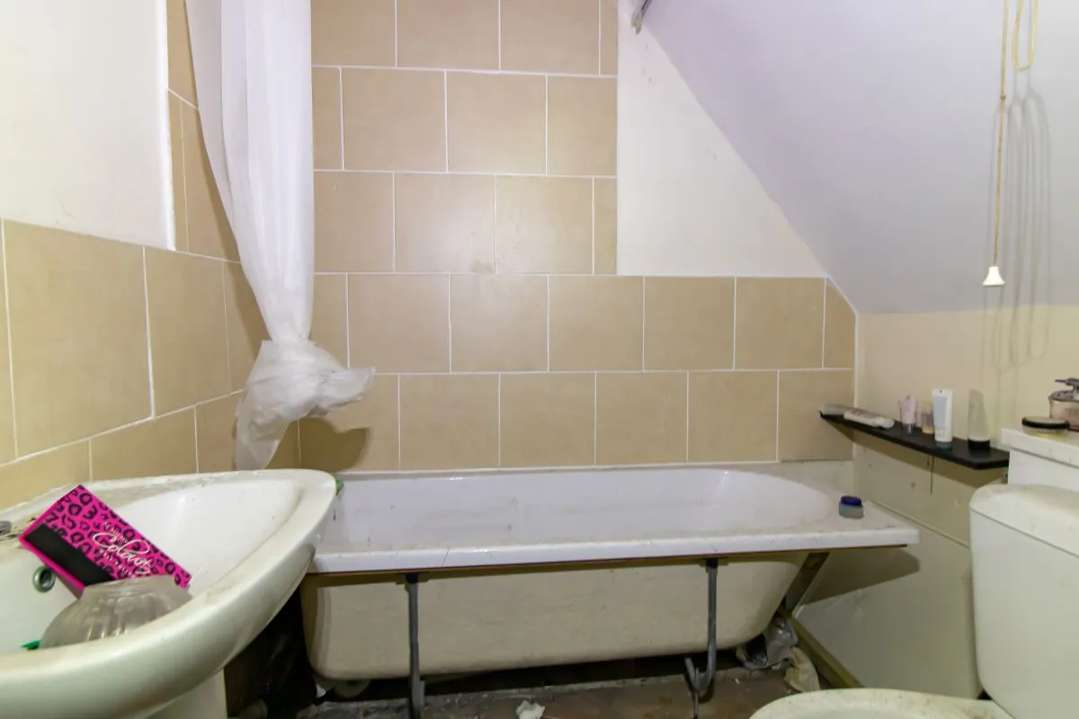 Hartlepool, Cleveland, TS25 5RW - Online Auctions