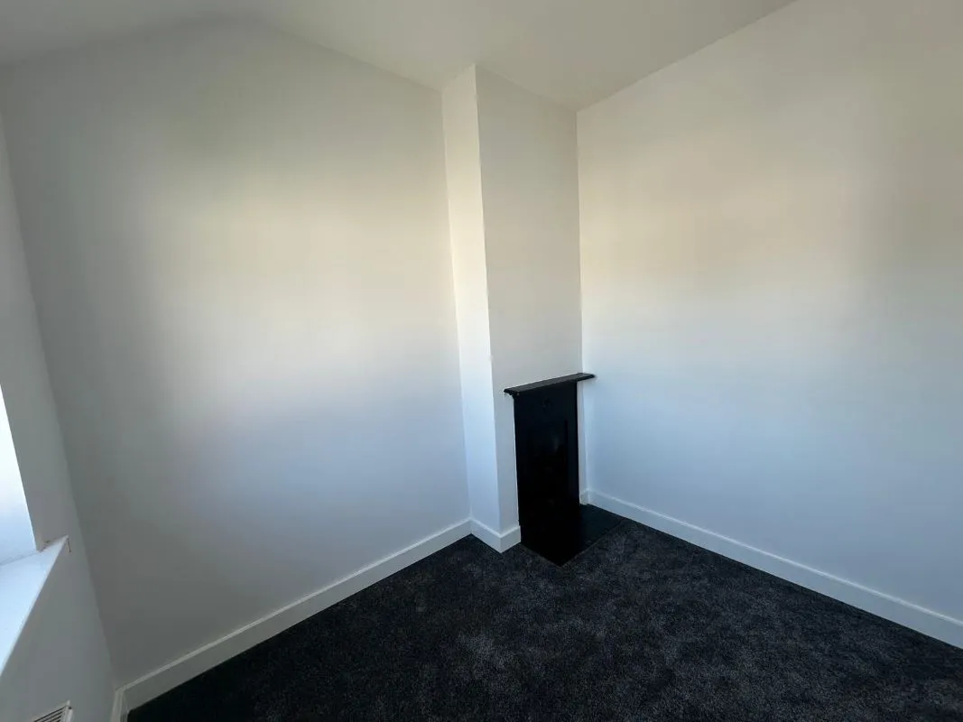 Dunscroft, Doncaster, South Yorkshire, DN7 4AG - Online Auctions