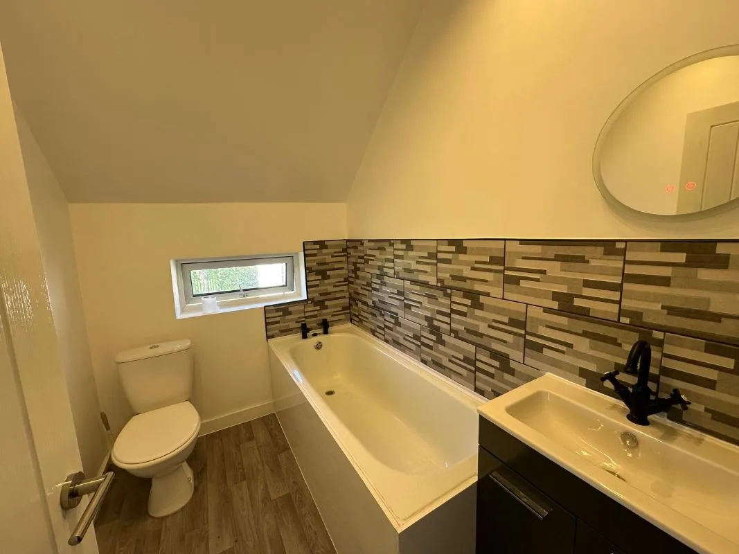 Dunscroft, Doncaster, South Yorkshire, DN7 4AG - Online Auctions