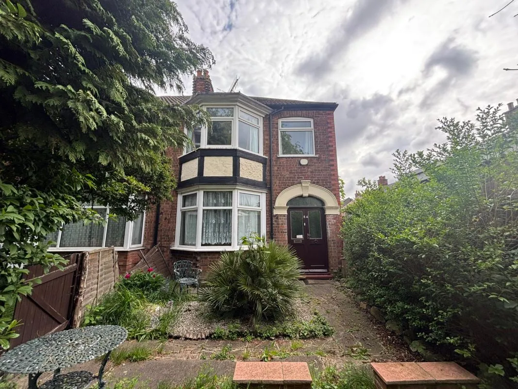 Grimsby, South Humberside, DN32 9QG - Online Auctions
