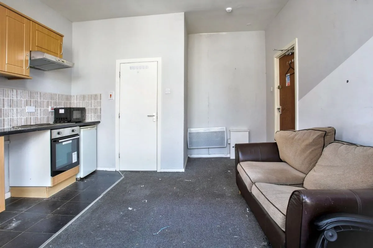 203 Dickson Road, Blackpool, Lancashire, FY1 2HQ - Online Auctions