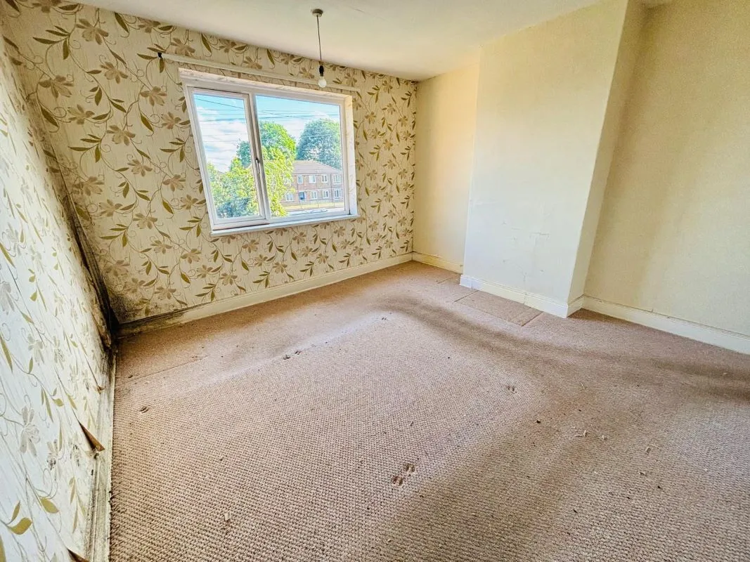 Scunthorpe, South Humberside, DN16 2JJ - Online Auctions