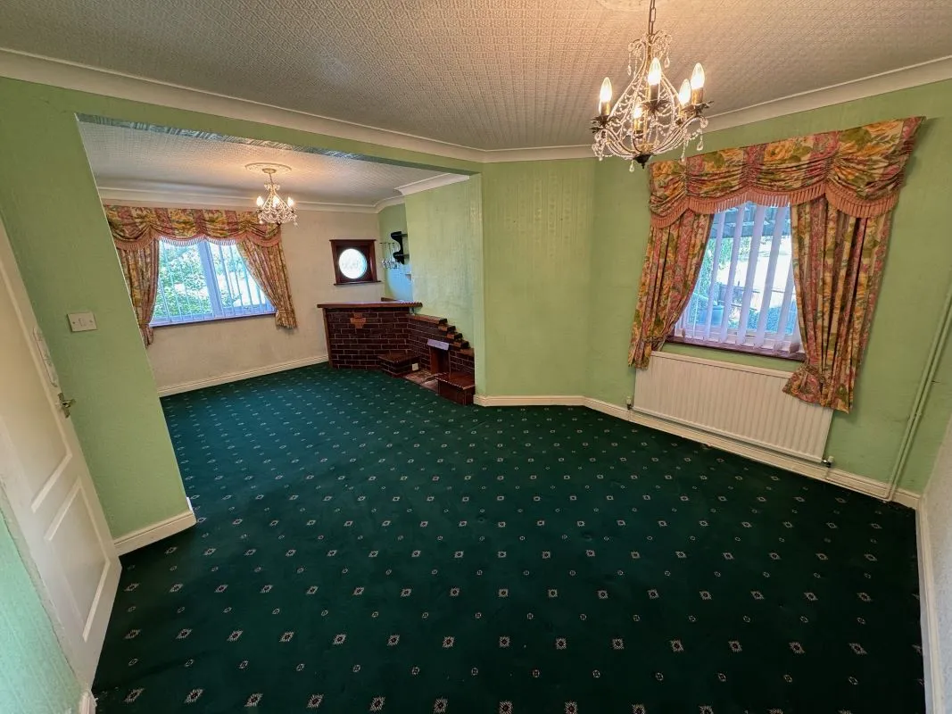 Bircotes, Doncaster, South Yorkshire, DN11 8DJ - Online Auctions