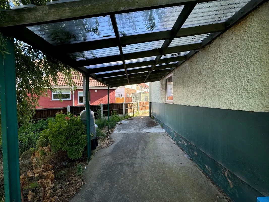 Bircotes, Doncaster, South Yorkshire, DN11 8DJ - Online Auctions