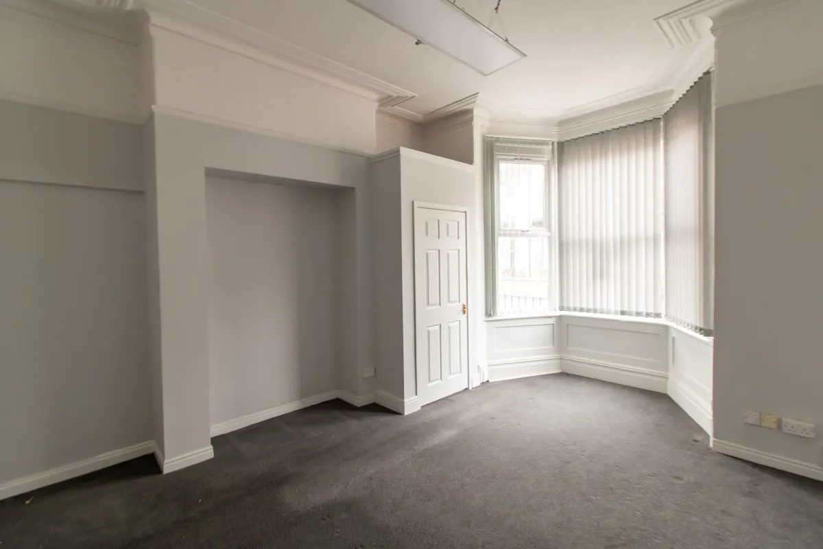 Stockton-On-Tees, Cleveland, TS18 1HE - Online Auctions
