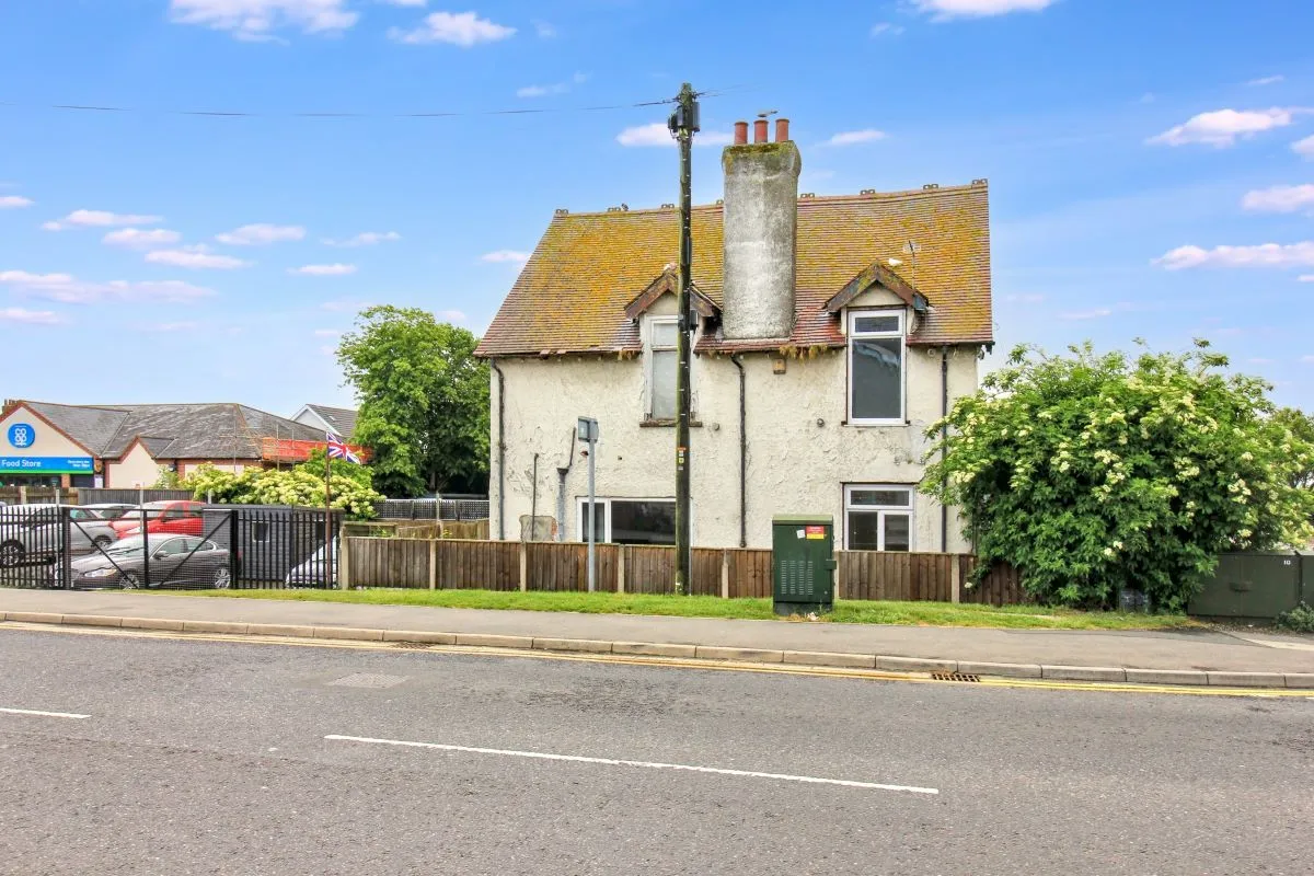 Skegness, Lincolnshire, PE25 1BP - Online Auctions