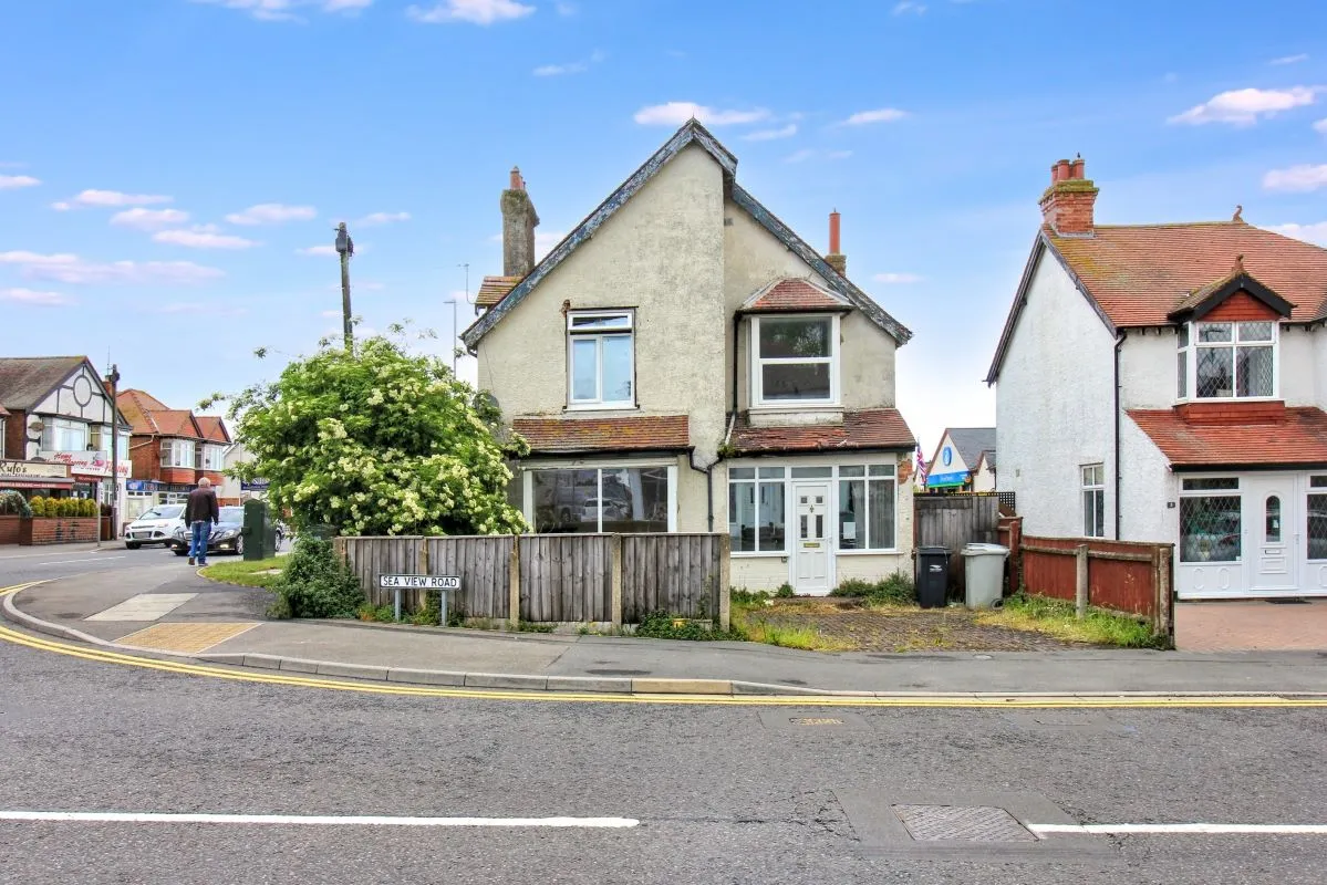 Skegness, Lincolnshire, PE25 1BP - Online Auctions