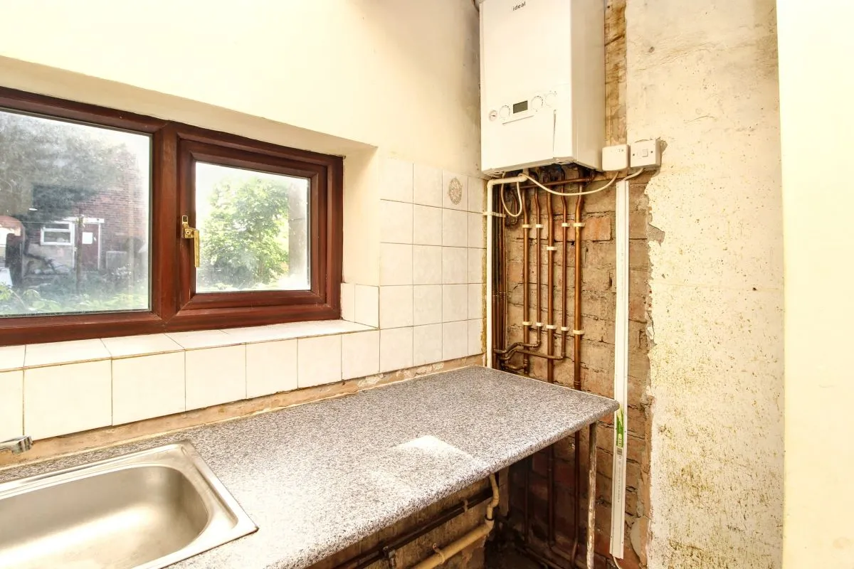 Bradford, West Yorkshire, BD4 0PU - Online Auctions
