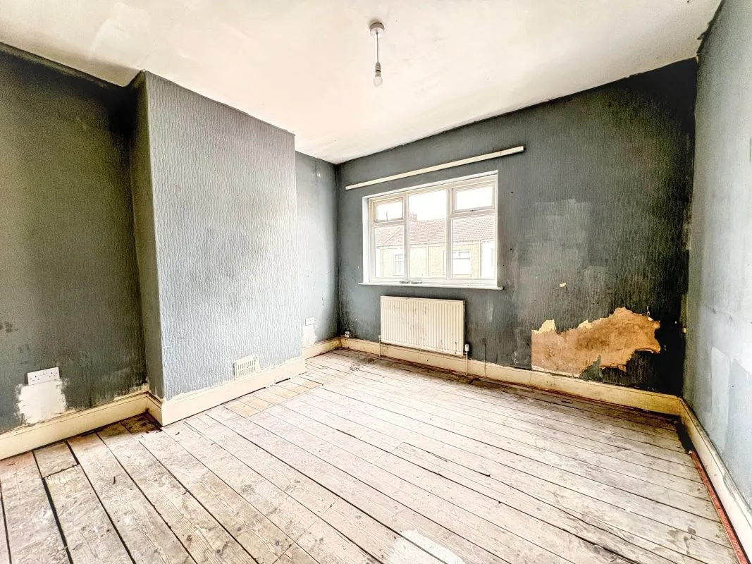 Grimsby, South Humberside, DN32 9BP - Online Auctions