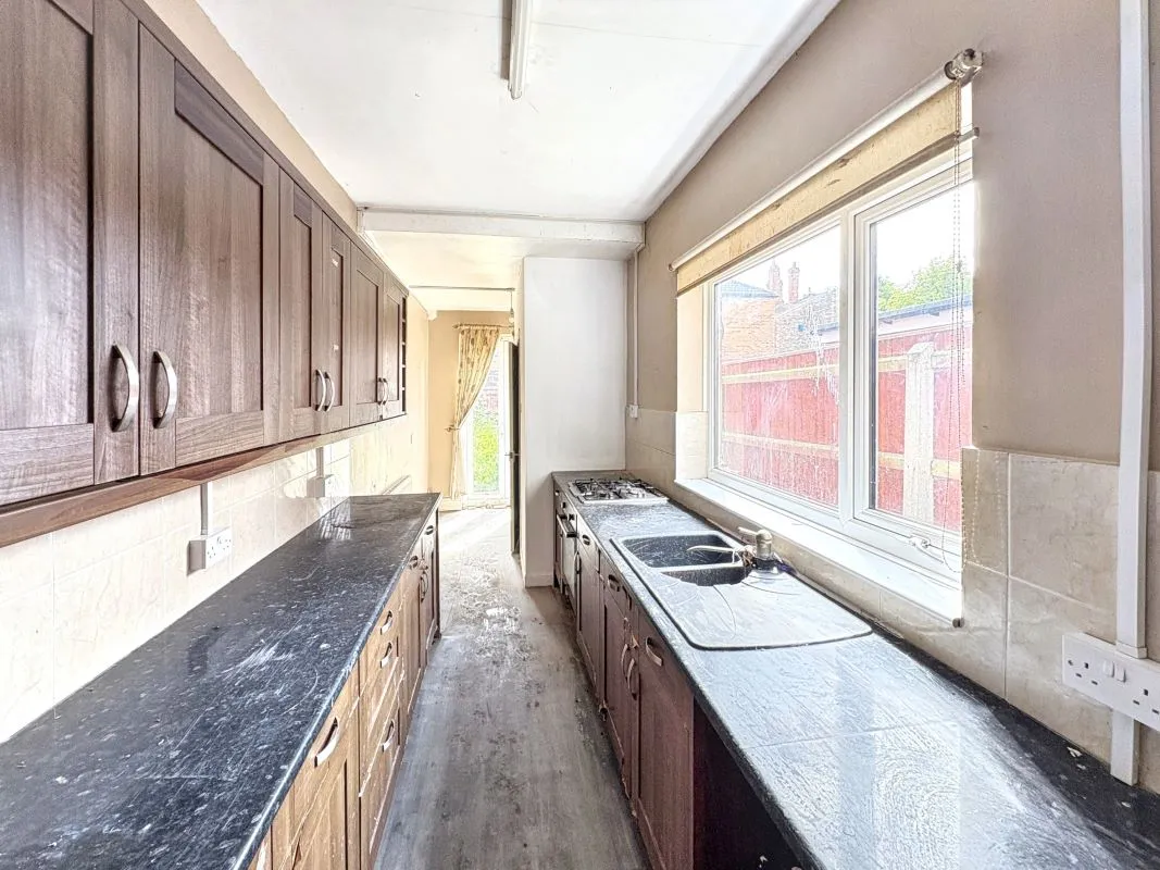 Grimsby, South Humberside, DN32 9BP - Online Auctions
