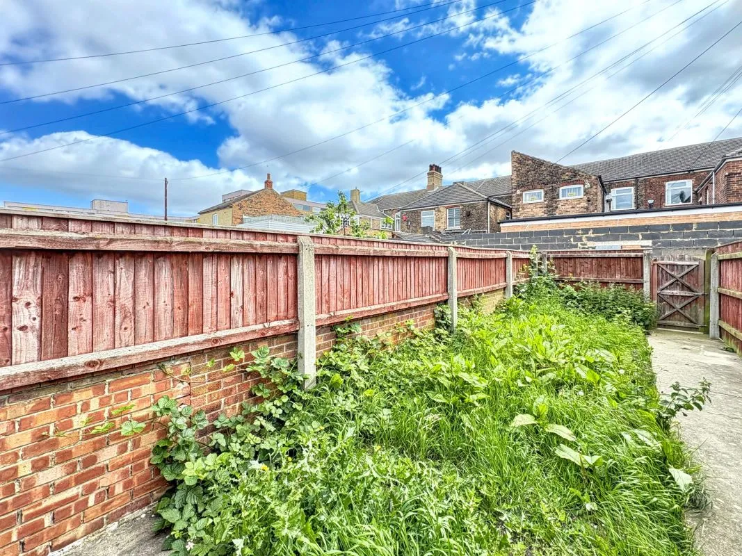 Grimsby, South Humberside, DN32 9BP - Online Auctions