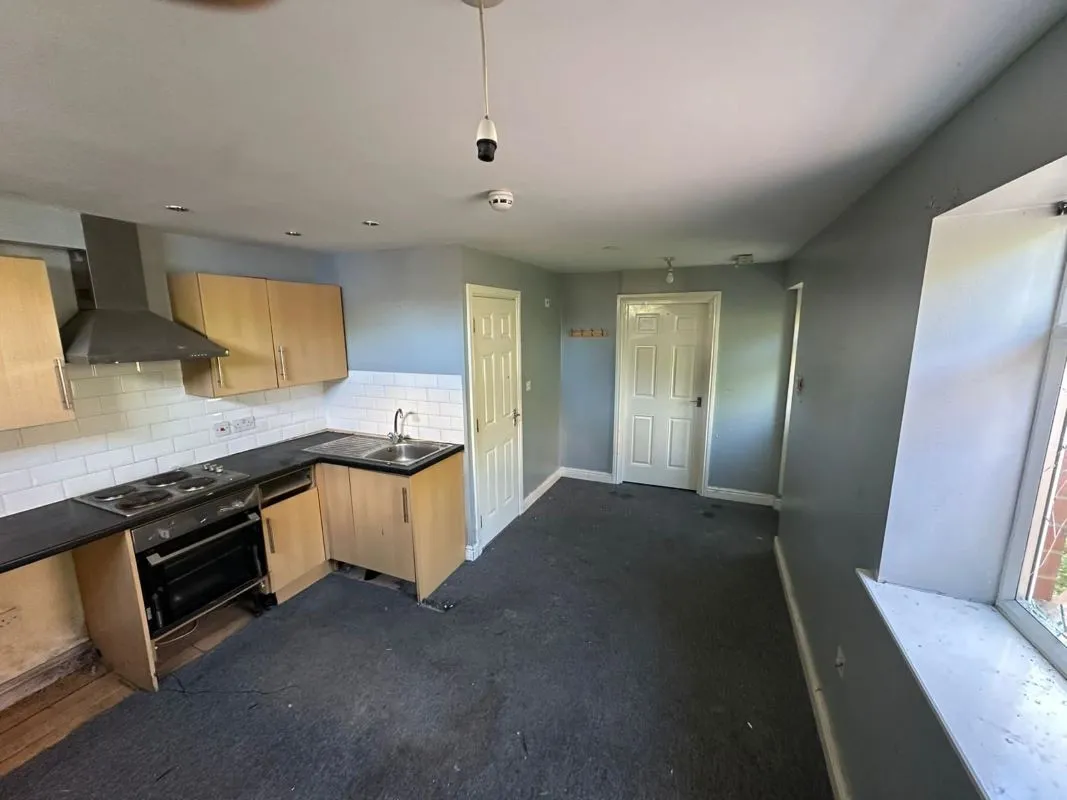 Garden Village, Leeds, West Yorkshire, LS25 4EF - Online Auctions