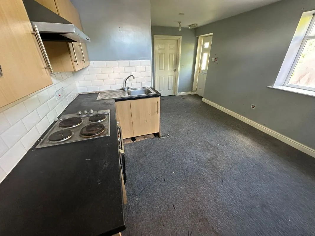 Garden Village, Leeds, West Yorkshire, LS25 4EF - Online Auctions