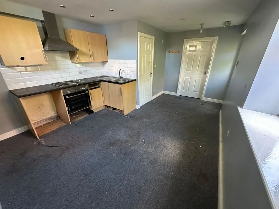 Garden Village, Leeds, West Yorkshire, LS25 4EF - Online Auctions