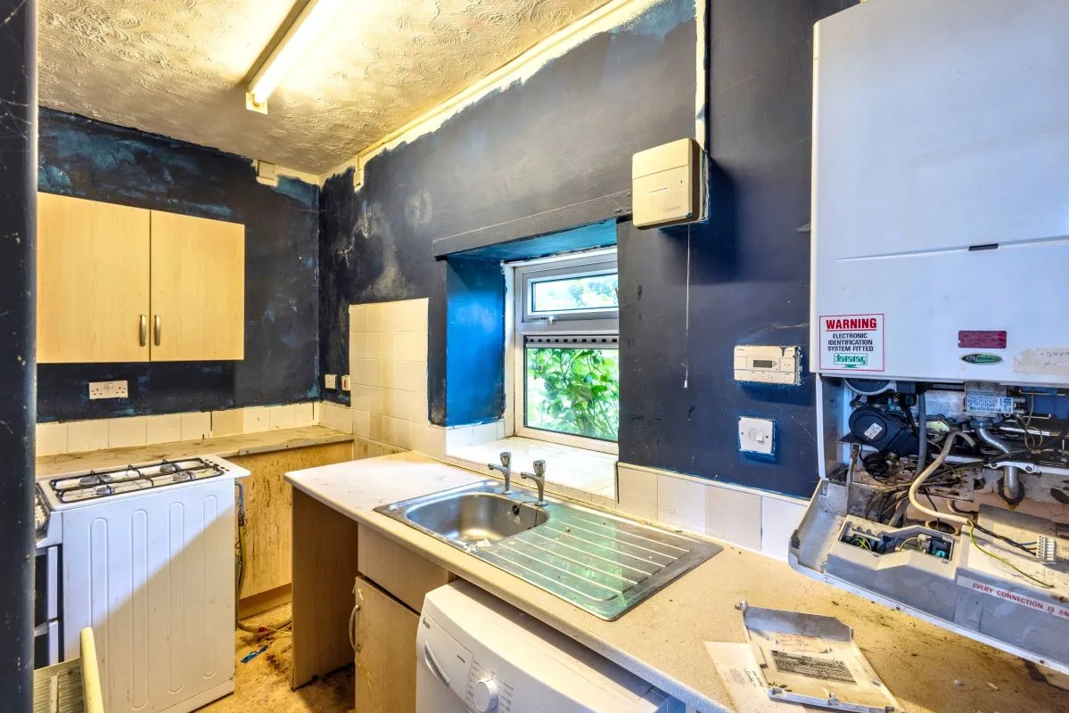 Keighley, West Yorkshire, BD22 7BT - Online Auctions