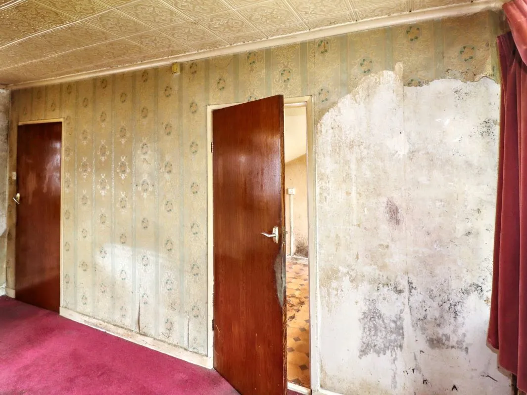 Bradford, West Yorkshire, BD4 9RA - Online Auctions