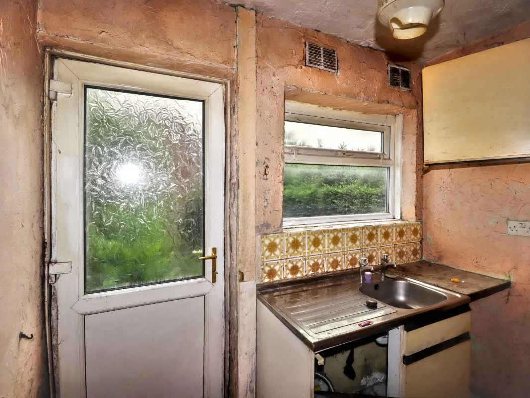 Bradford, West Yorkshire, BD4 9RA - Online Auctions