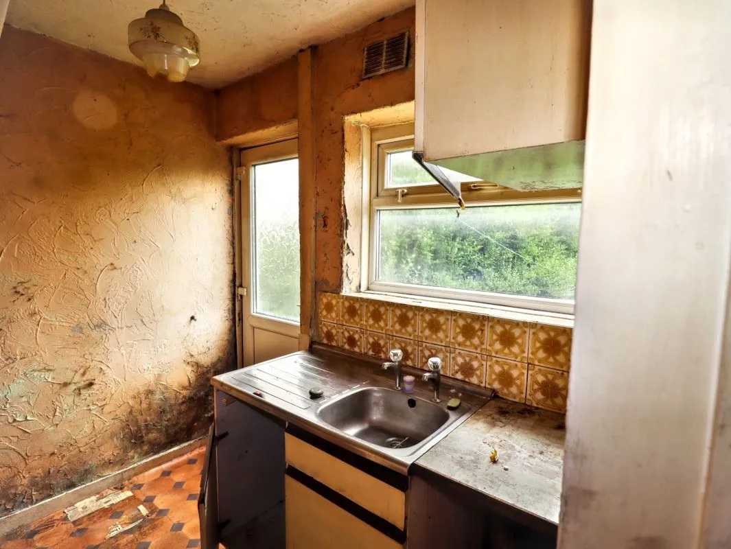 Bradford, West Yorkshire, BD4 9RA - Online Auctions