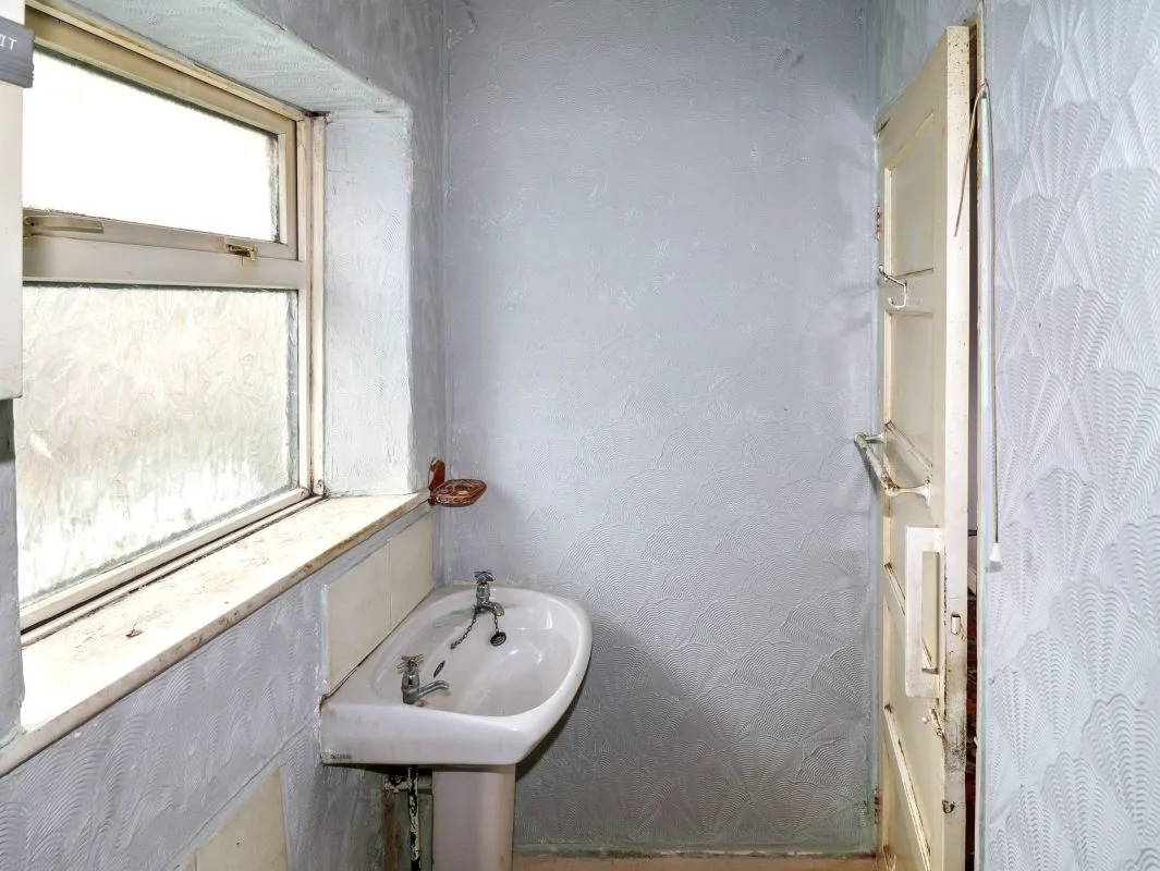 Bradford, West Yorkshire, BD4 9RA - Online Auctions