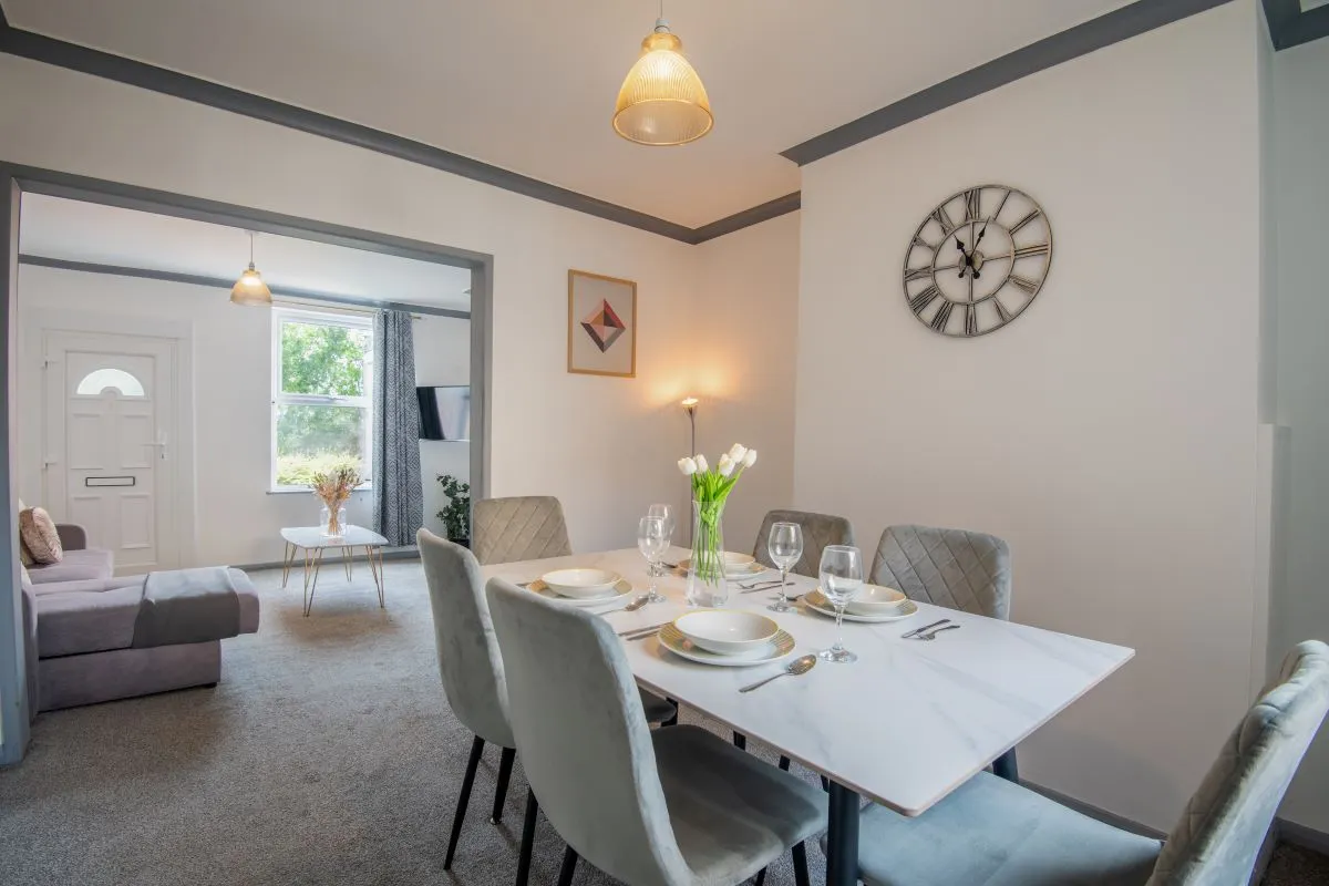 Lincoln, Lincolnshire, LN1 1HQ - Online Auctions
