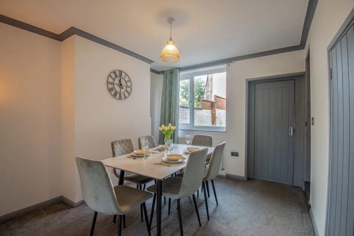 Lincoln, Lincolnshire, LN1 1HQ - Online Auctions