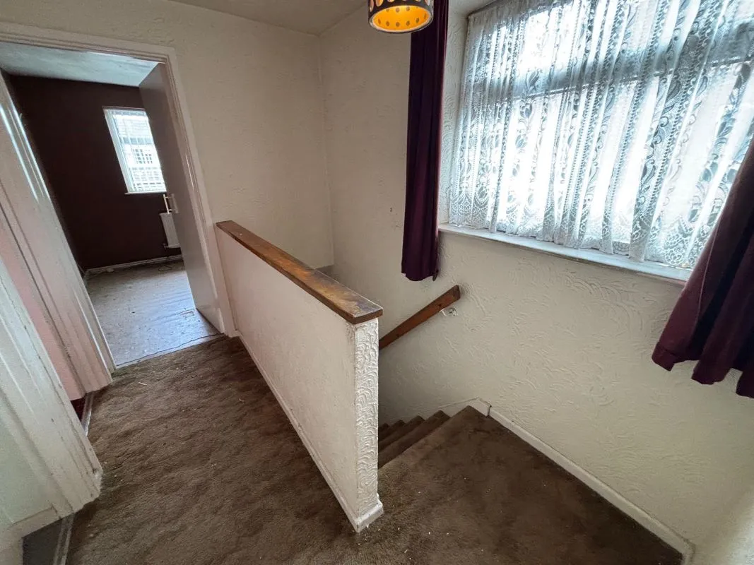 Scunthorpe, South Humberside, DN17 1RS - Online Auctions