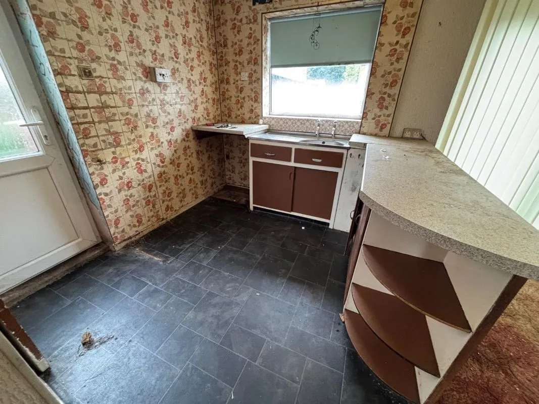 Scunthorpe, South Humberside, DN17 1RS - Online Auctions