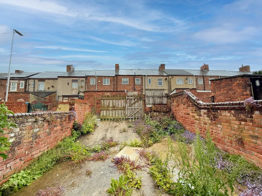 Horden, Peterlee, County Durham, SR8 4LZ - Online Auctions