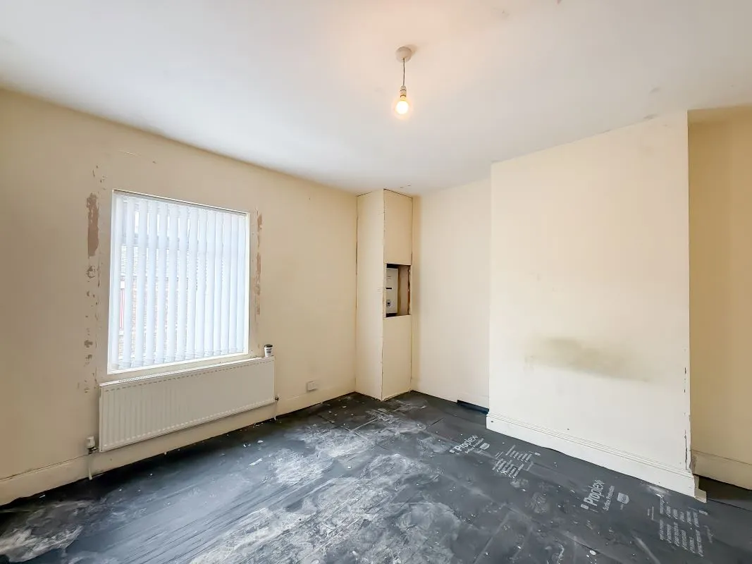 Horden, Peterlee, County Durham, SR8 4LZ - Online Auctions
